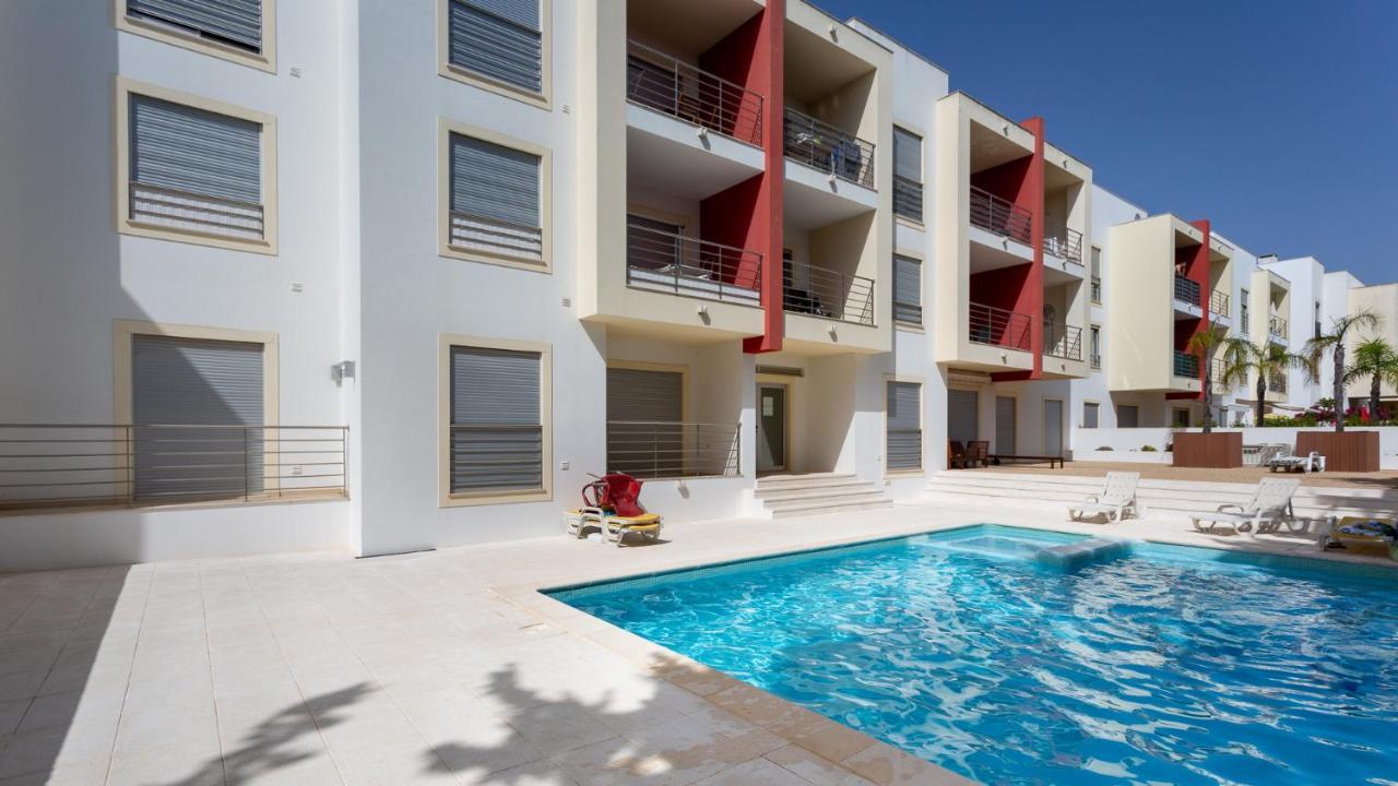 Luminous 2 Bdr Apartment W/Pool By Lovelystay البوفيرا المظهر الخارجي الصورة