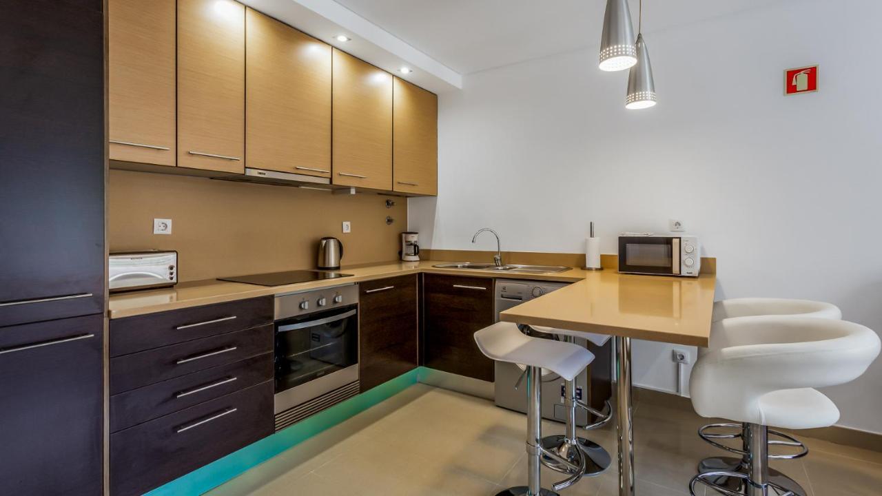Luminous 2 Bdr Apartment W/Pool By Lovelystay البوفيرا المظهر الخارجي الصورة